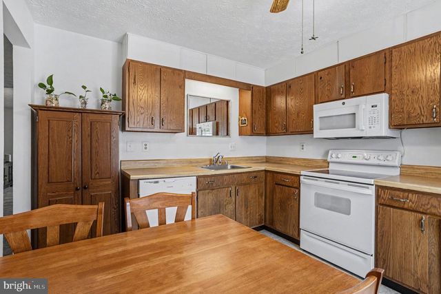 1004 LAKE FRONT DR, Edgewood, MD 21040