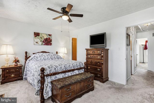 1004 LAKE FRONT DR, Edgewood, MD 21040