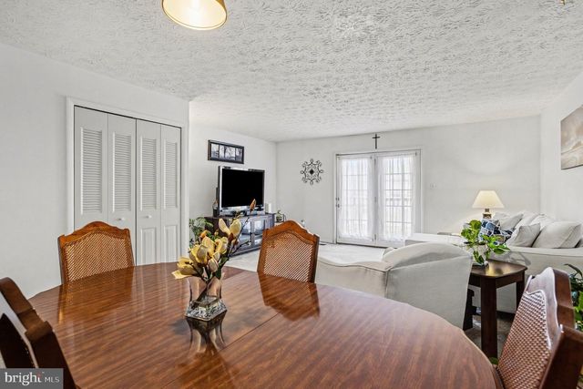 1004 LAKE FRONT DR, Edgewood, MD 21040