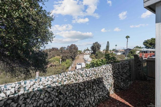 2750 WheatStone 110, San Diego, CA 92111