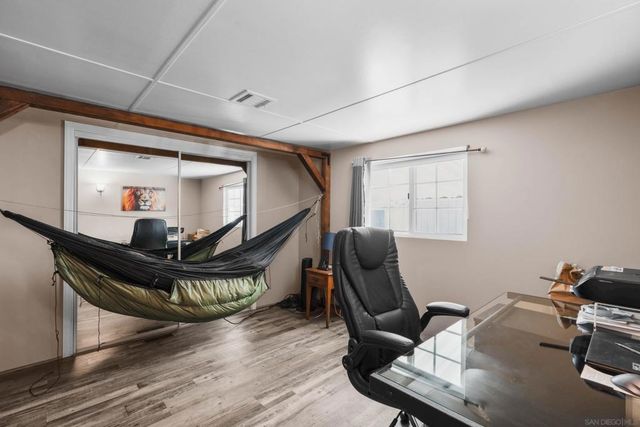 2750 WheatStone 110, San Diego, CA 92111