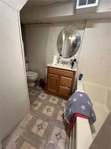 83 Frazier Avenue, Mckees Rocks, PA 15136