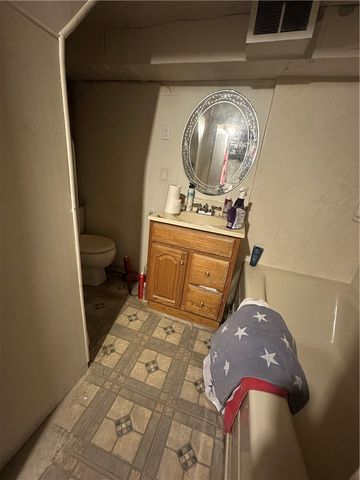 83 Frazier Avenue, Mckees Rocks, PA 15136