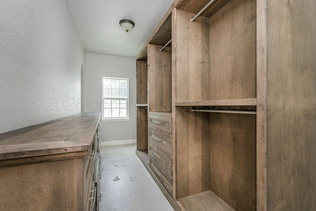 2422 S WASHINGTON Street, Amarillo, TX 79109