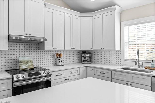 148 Kanah Court, Winston-salem, NC 27107