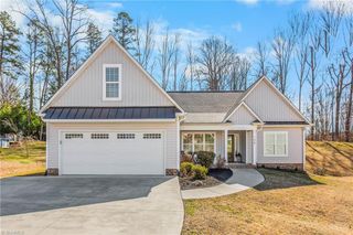 148 Kanah Court, Winston-salem, NC 27107