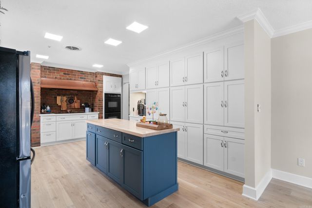 1930 Airpark Road, Wynne, AR 72396