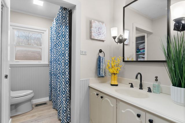 1930 Airpark Road, Wynne, AR 72396