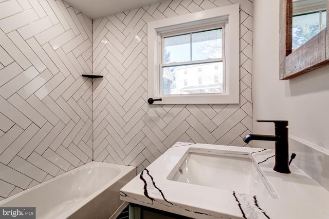 308 LENOX RD, Havertown, PA 19083