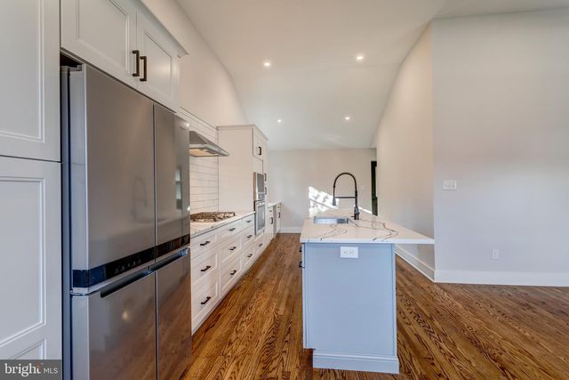 308 LENOX RD, Havertown, PA 19083