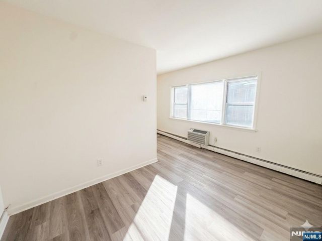 325 1st Street 8, Carlstadt, NJ 07072