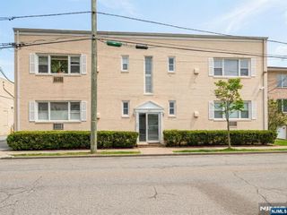 325 1st Street 8, Carlstadt, NJ 07072