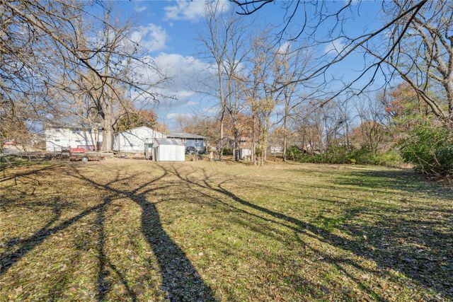 610 E Competine Street, Knoxville, IA 50138