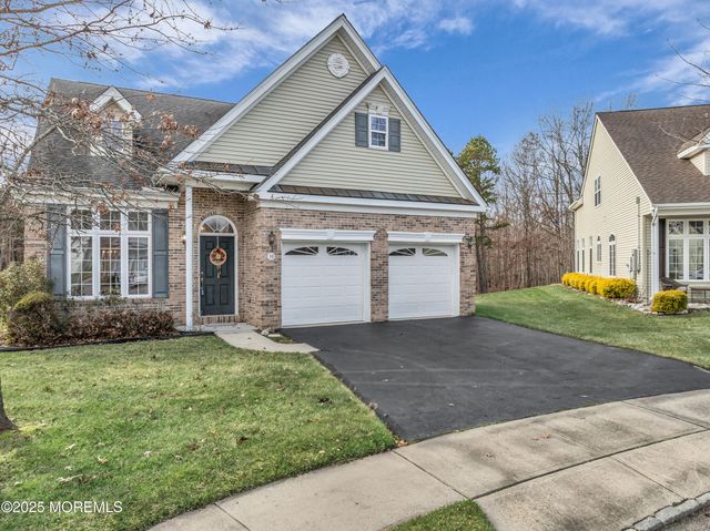 33 Quincy Terrace, Barnegat, NJ 08005