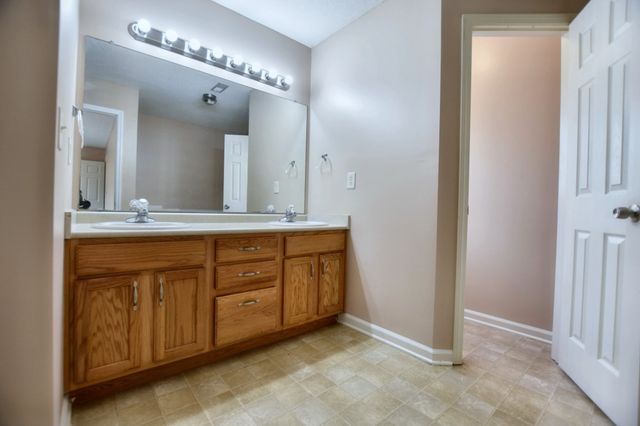 2609 Sugarhill Court, Clarksville, TN 37040