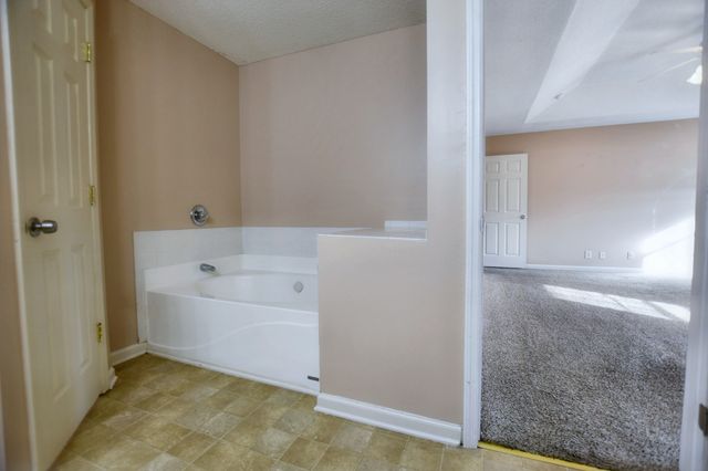 2609 Sugarhill Court, Clarksville, TN 37040