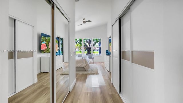 637 Lake Blvd, Weston, FL 33326