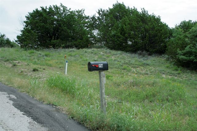 652 Woodhaven Drive, Springtown, TX 76082