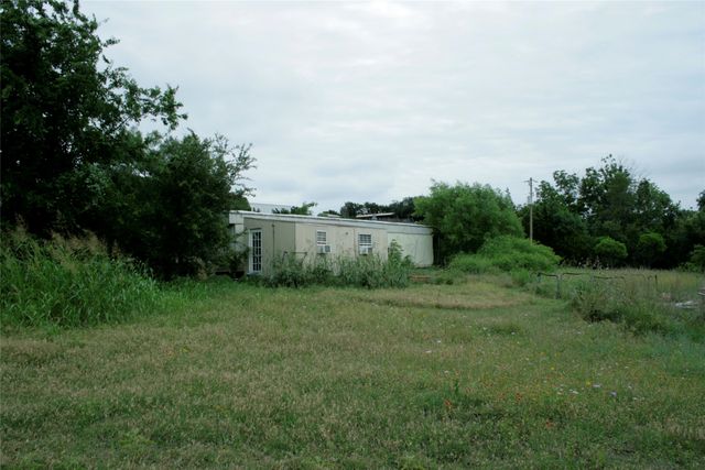 652 Woodhaven Drive, Springtown, TX 76082