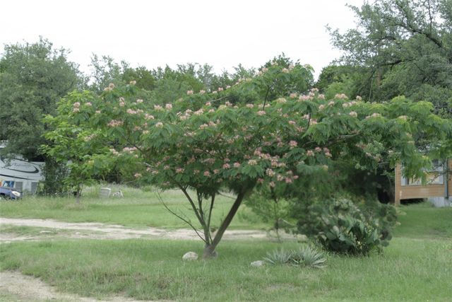 652 Woodhaven Drive, Springtown, TX 76082