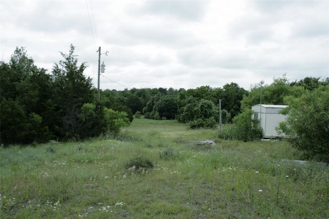 652 Woodhaven Drive, Springtown, TX 76082