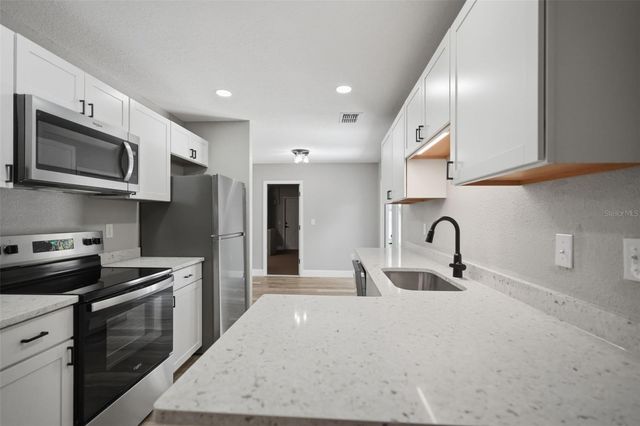 7407 DUNDEE WAY, Weeki Wachee, FL 34613