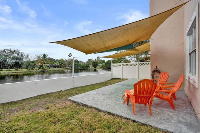 9814 NW 1st Manor, Coral Springs, FL 33071