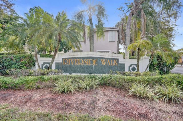 9814 NW 1st Manor, Coral Springs, FL 33071