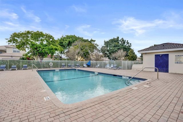 9814 NW 1st Manor, Coral Springs, FL 33071