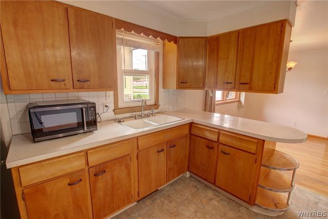 14 Lydia Lane, Cheektowaga, NY 14225
