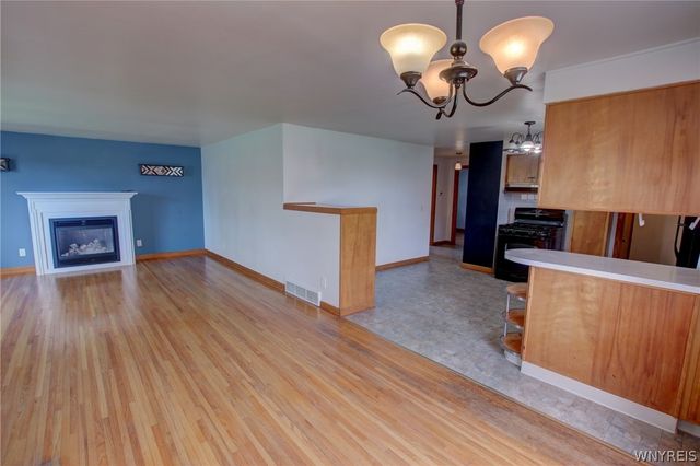 14 Lydia Lane, Cheektowaga, NY 14225