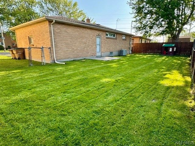 14 Lydia Lane, Cheektowaga, NY 14225