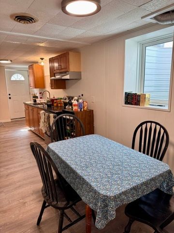 380 Liverpool Avenue 2, Pawtucket, RI 02861
