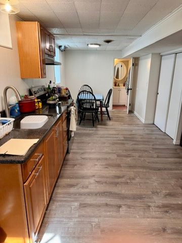 380 Liverpool Avenue 2, Pawtucket, RI 02861