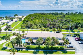1895 NE Media Avenue 8, Jensen Beach, FL 34957