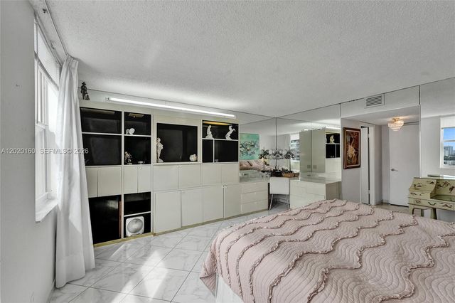 1920 S Ocean Drive 16B, Hallandale Beach, FL 33009