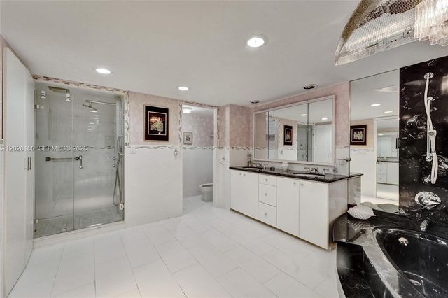 1920 S Ocean Drive 16B, Hallandale Beach, FL 33009