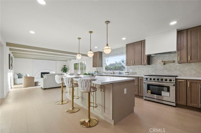 1917 N Omalley Way, Upland, CA 91784