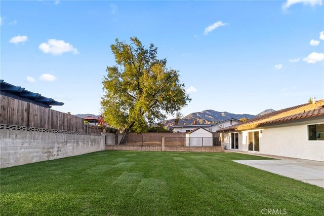 1917 N Omalley Way, Upland, CA 91784