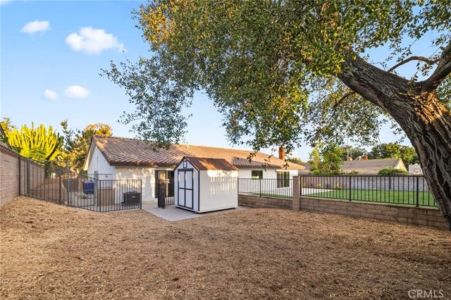 1917 N Omalley Way, Upland, CA 91784