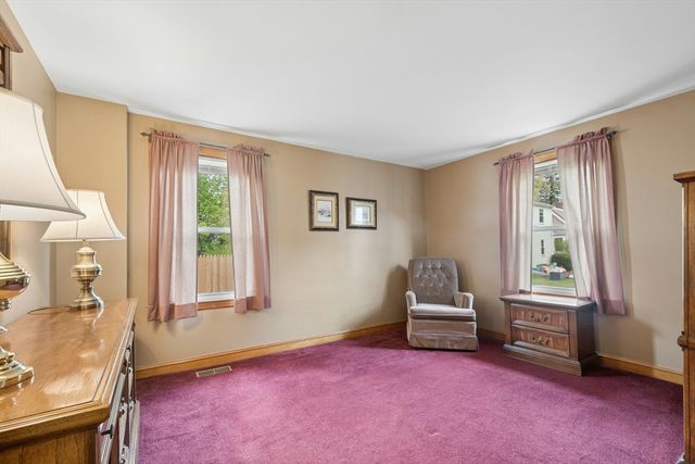 88 Kendall Ave, Framingham, MA 01702