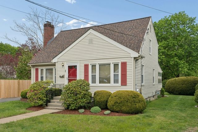 88 Kendall Ave, Framingham, MA 01702