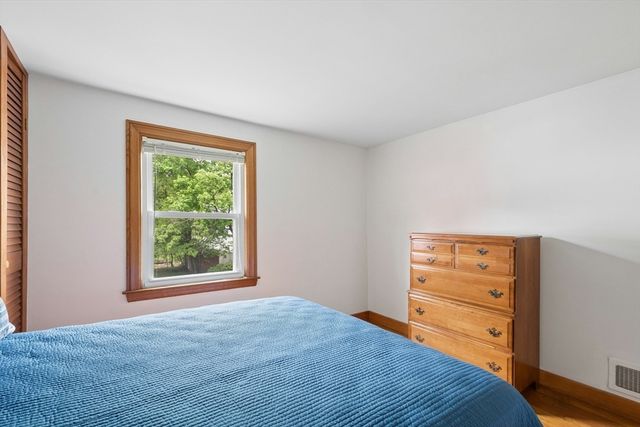 88 Kendall Ave, Framingham, MA 01702