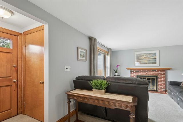 88 Kendall Ave, Framingham, MA 01702
