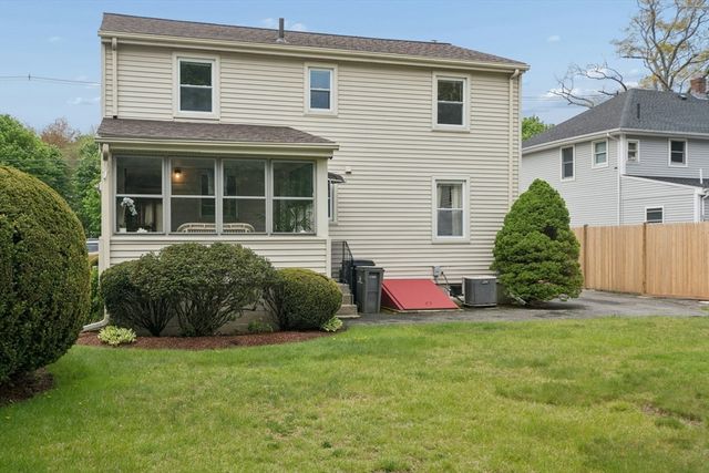 88 Kendall Ave, Framingham, MA 01702