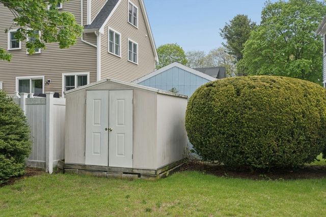 88 Kendall Ave, Framingham, MA 01702