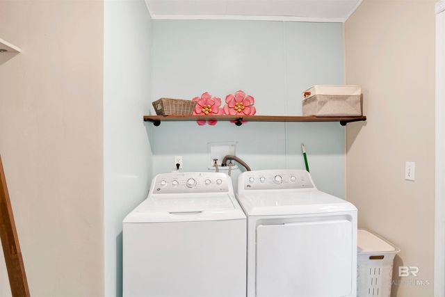 1854 Suavez Drive, Lillian, AL 36549