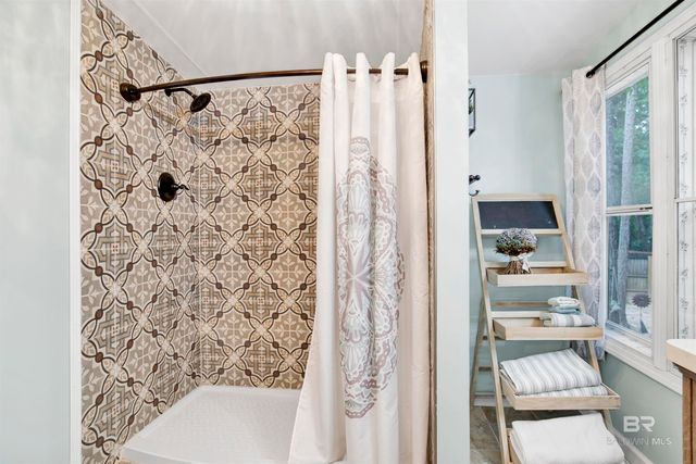 1854 Suavez Drive, Lillian, AL 36549