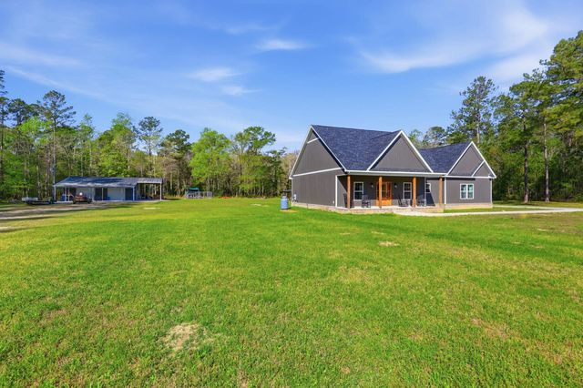 410 Miracle Ct, Andrews, SC 29510