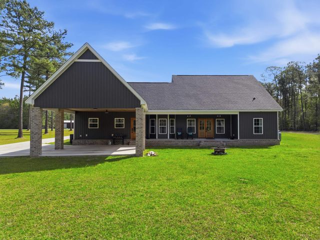 410 Miracle Ct, Andrews, SC 29510